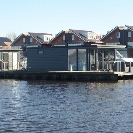 Modern Houseboat With Air Conditioning Located In Marina Uitgeest エクステリア 写真